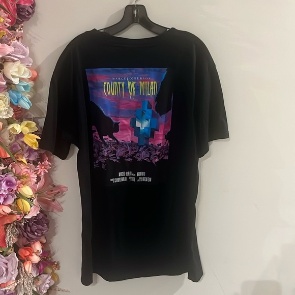 Black Graphic T-Shirt with Prints - Picture 3 of 6
